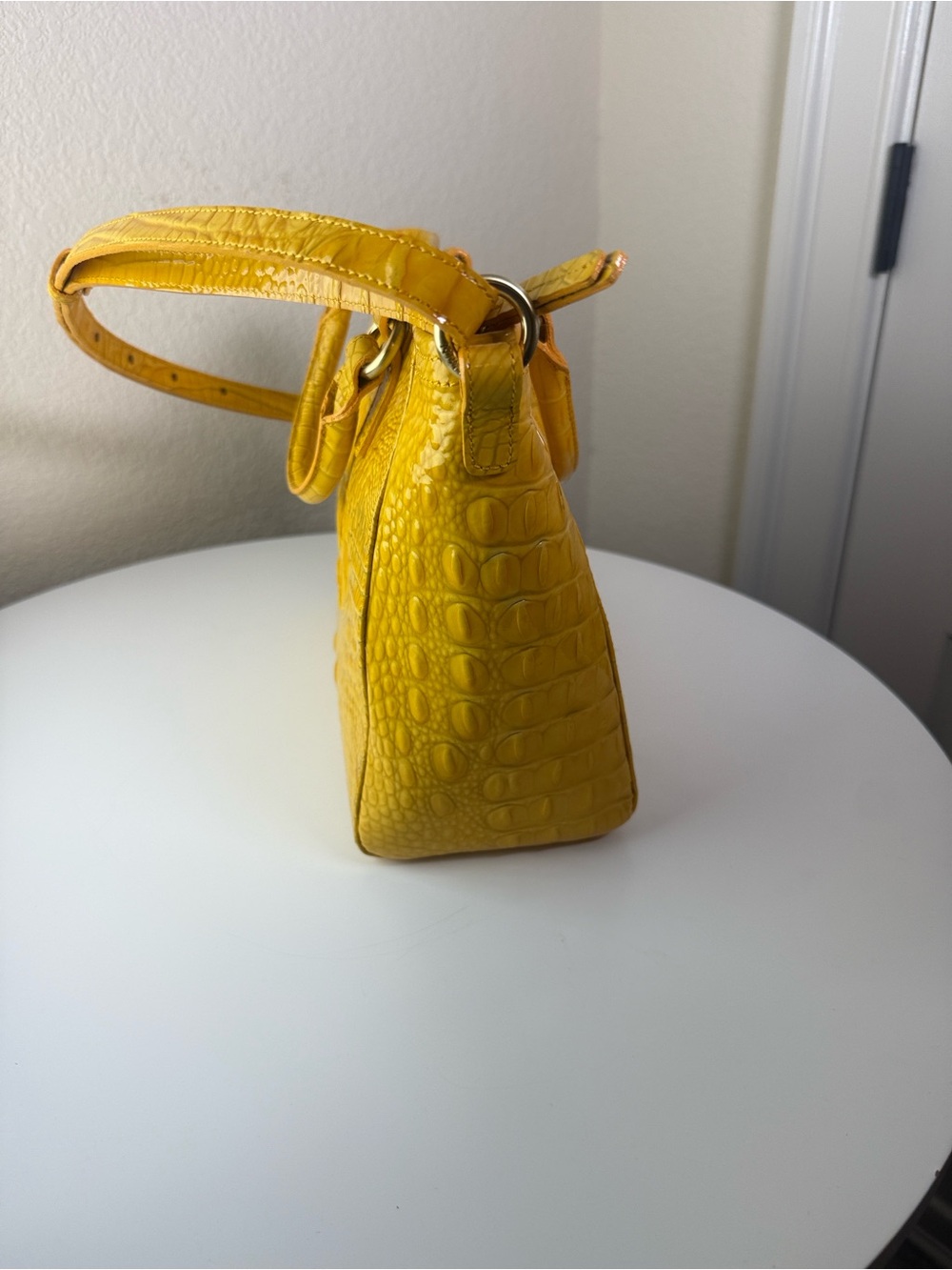 Brahmin Medium Asher Tote in Yellow Melbourne Croc Embossed Leather - Picture 5 of 12